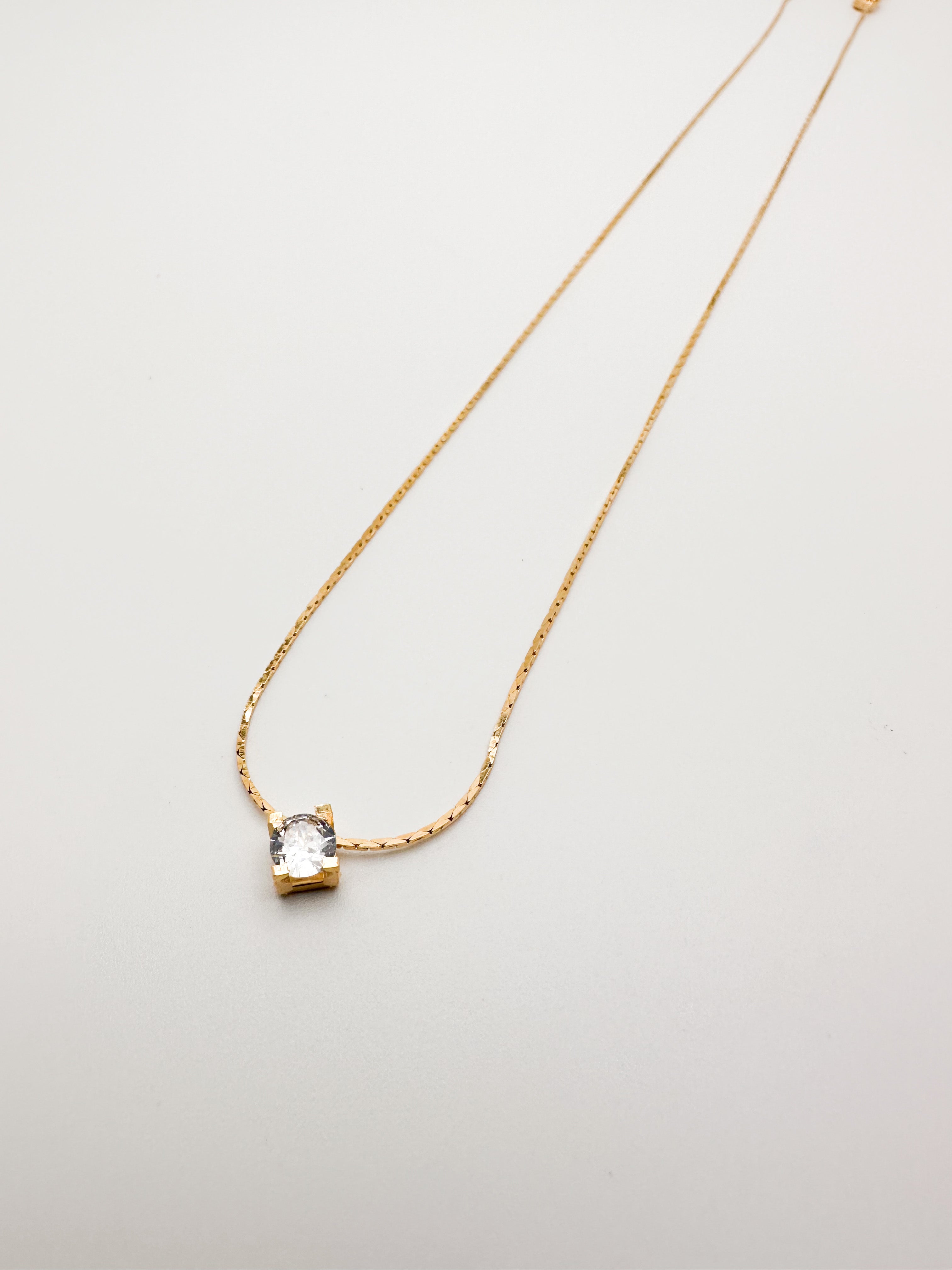 Single Stud Gold Boston Chain Necklace